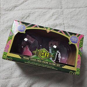 Wicked Snow Globe Craft Kit Make Your Own Holiday Decoration Christmas NEW